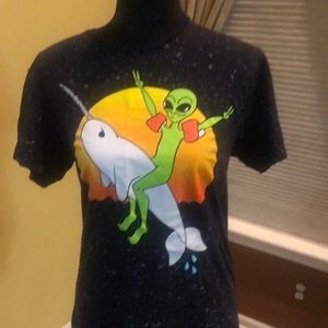 🌸Hot Topic Black Matter excellent condition no holes